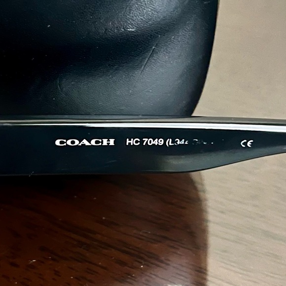 Coach Aviator Sunglasses with Coach Sunglasses Case - Picture 6 of 11